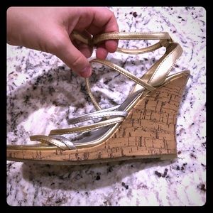 Silver and Gold strapping wedge - EUC
